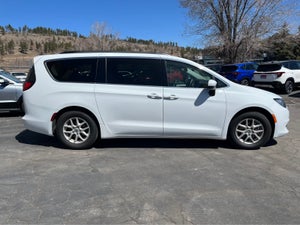 2021 Chrysler Voyager LXI FWD